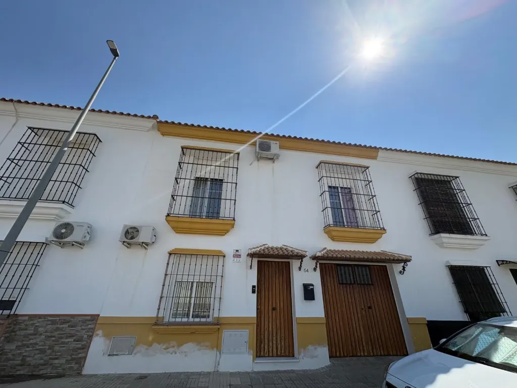 Adosado en venta en Burguillos